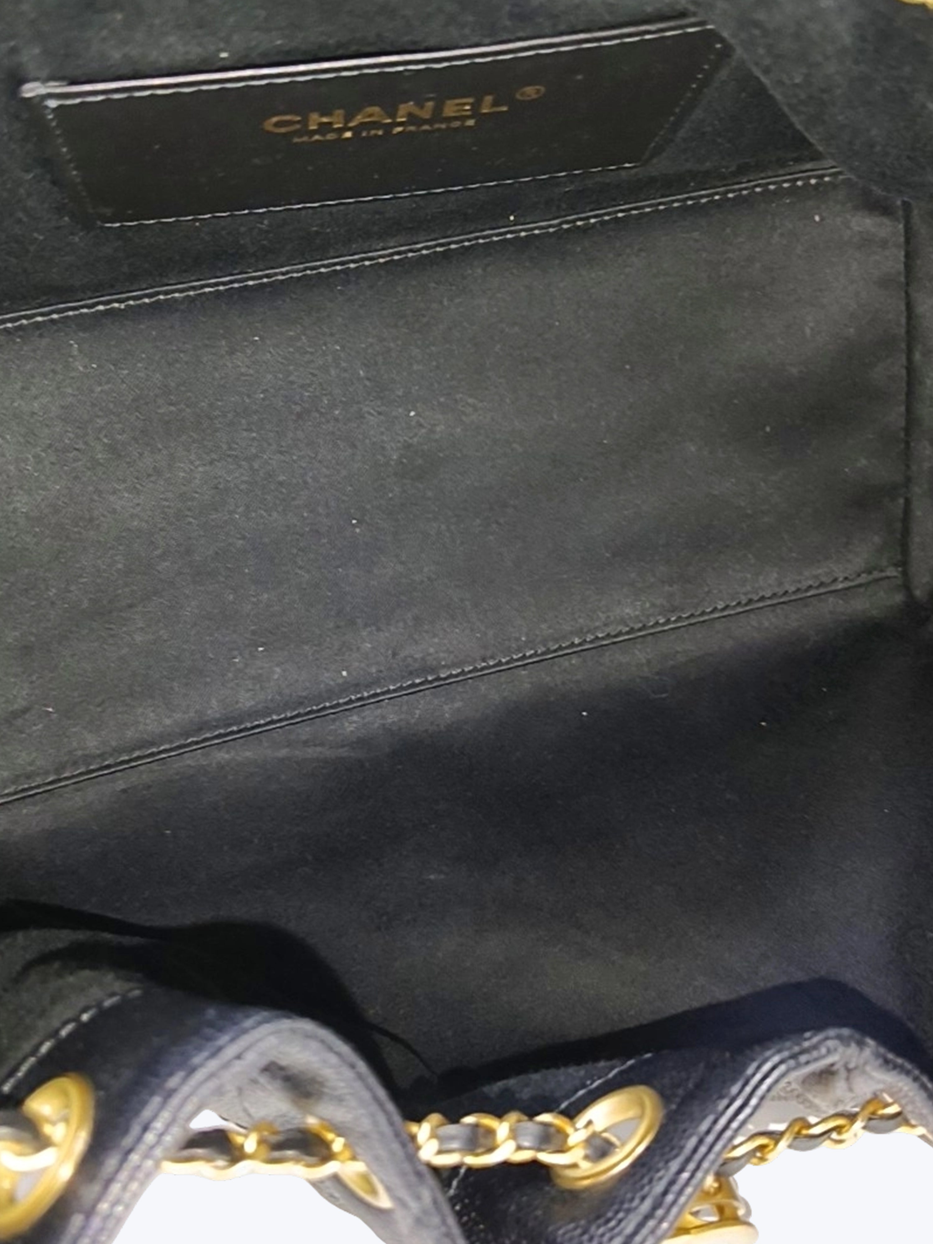 Chanel Caviar Quilted Small Chanel 25 Handbag In Black