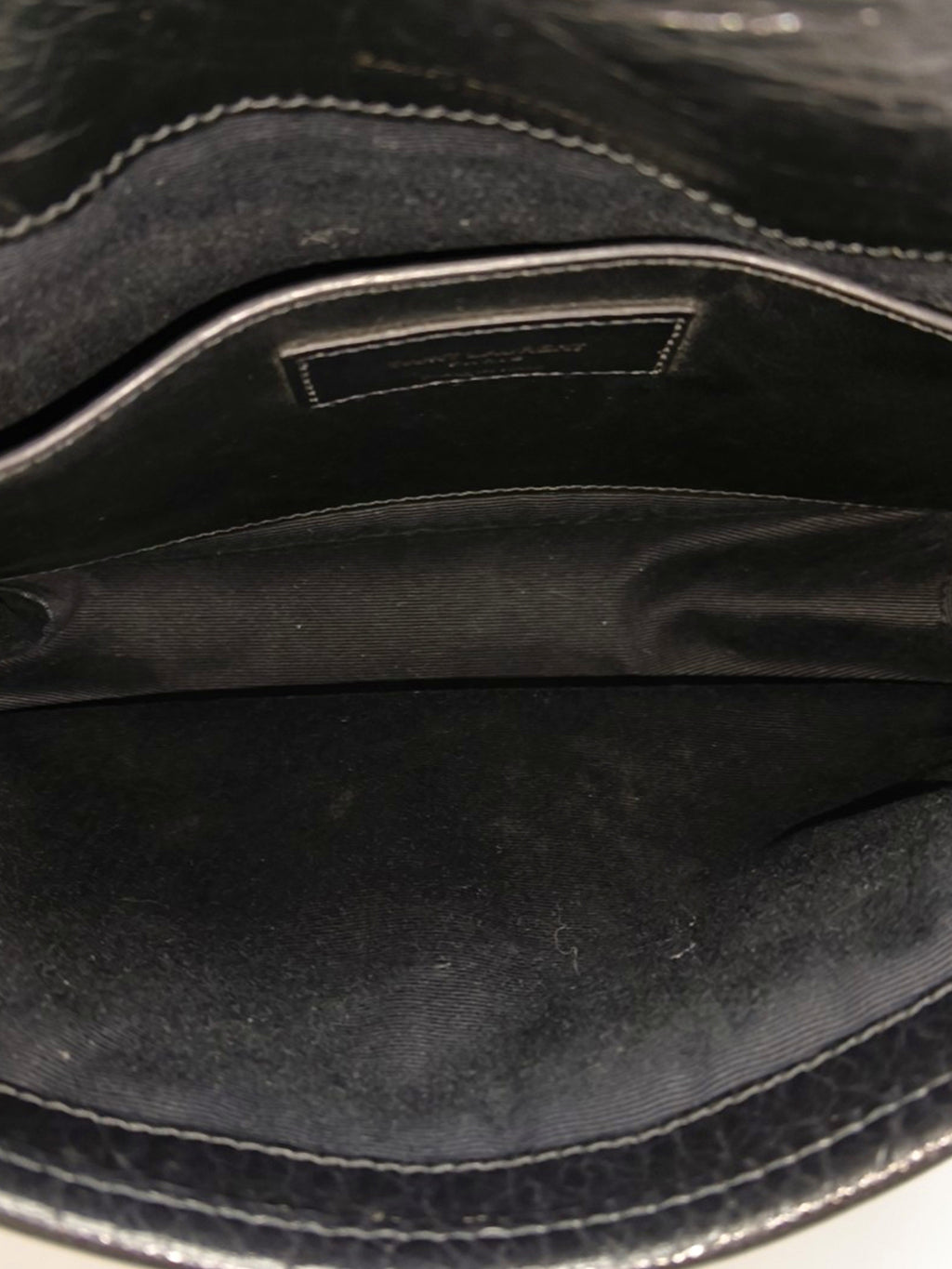 Saint Laurent Niki Baby Vintge Leather Shoulder Bag In Black