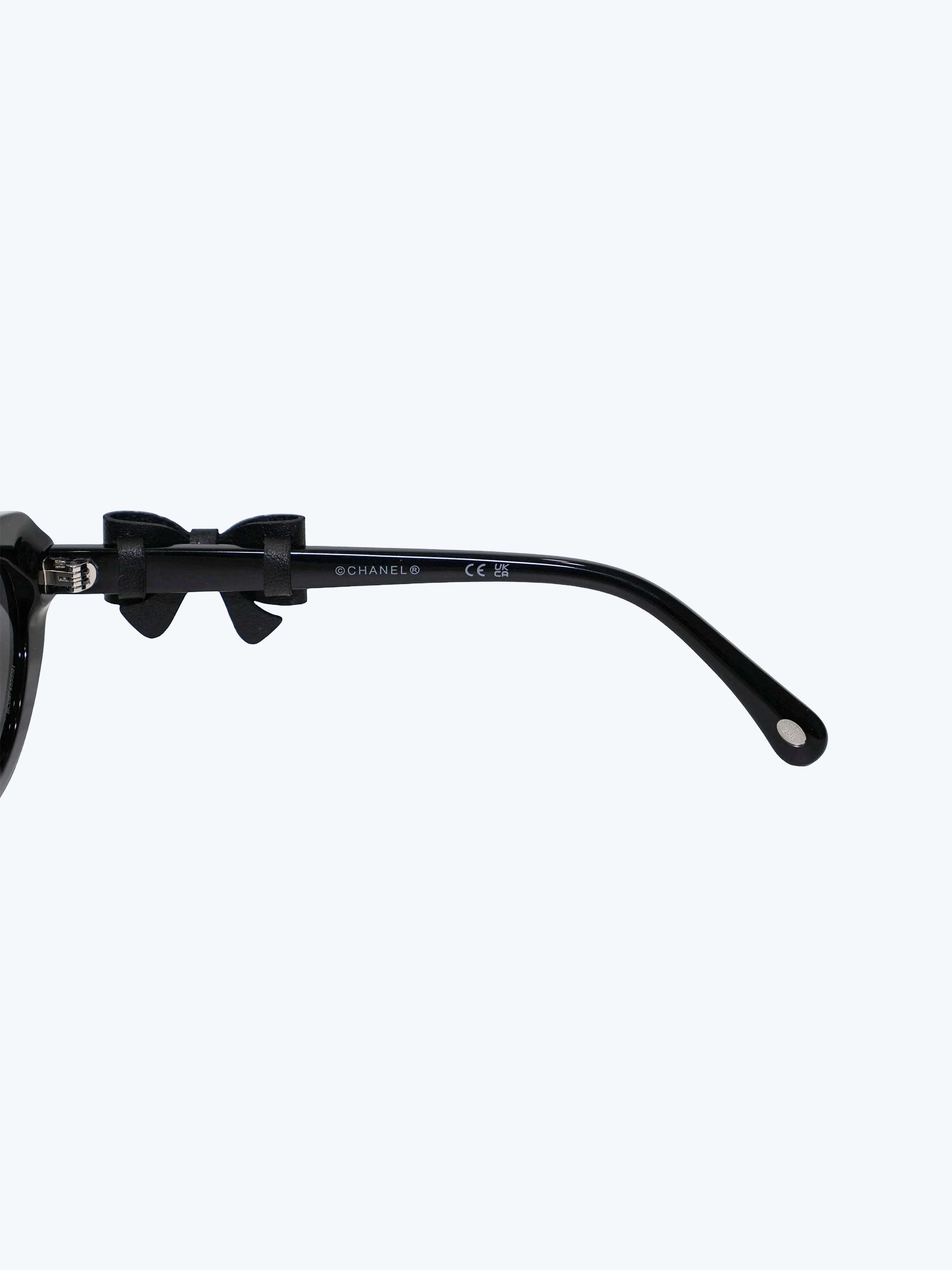 Chanel Versatile Bow Cat-Eye sunglasses