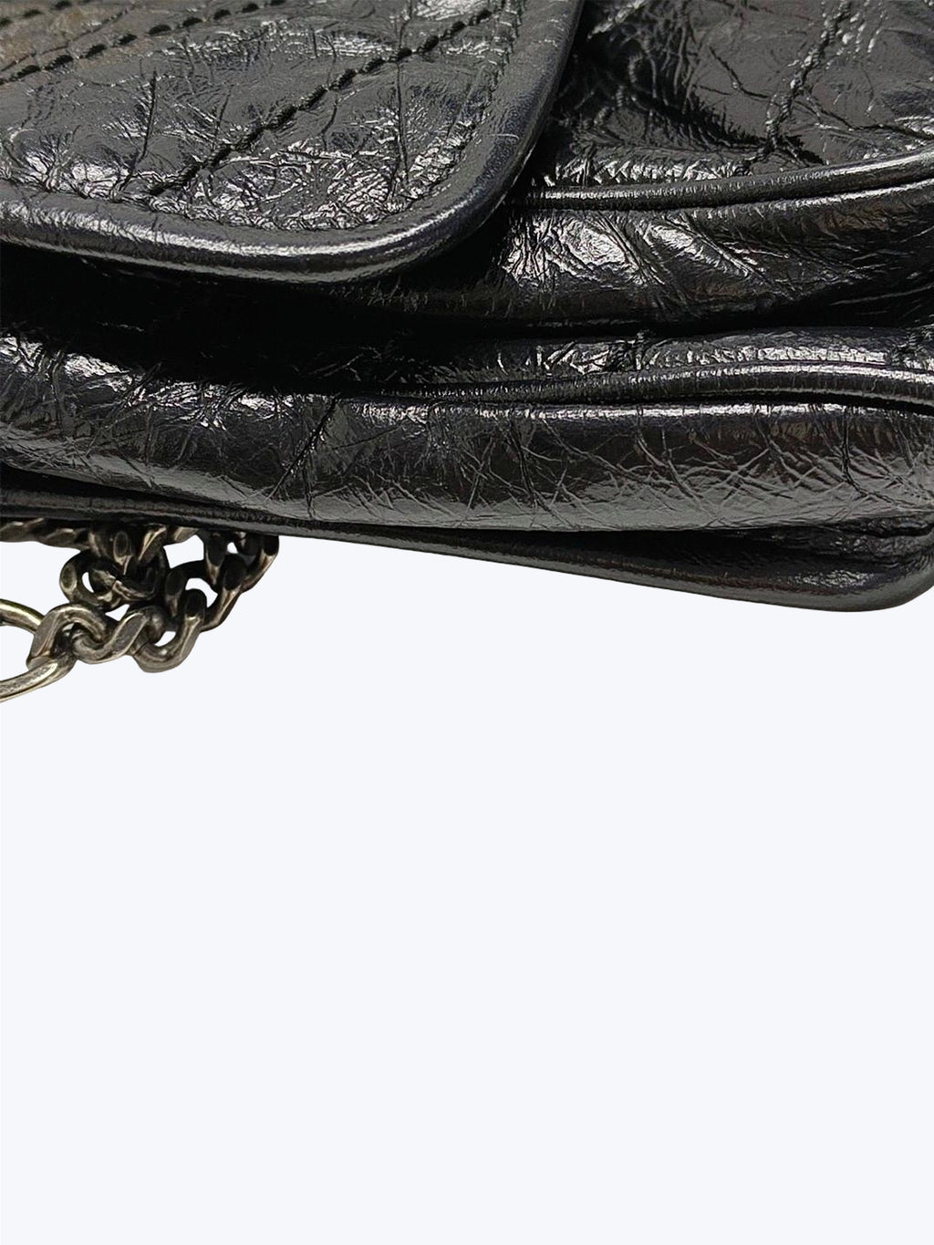 Saint Laurent Niki Baby Vintge Leather Shoulder Bag In Black