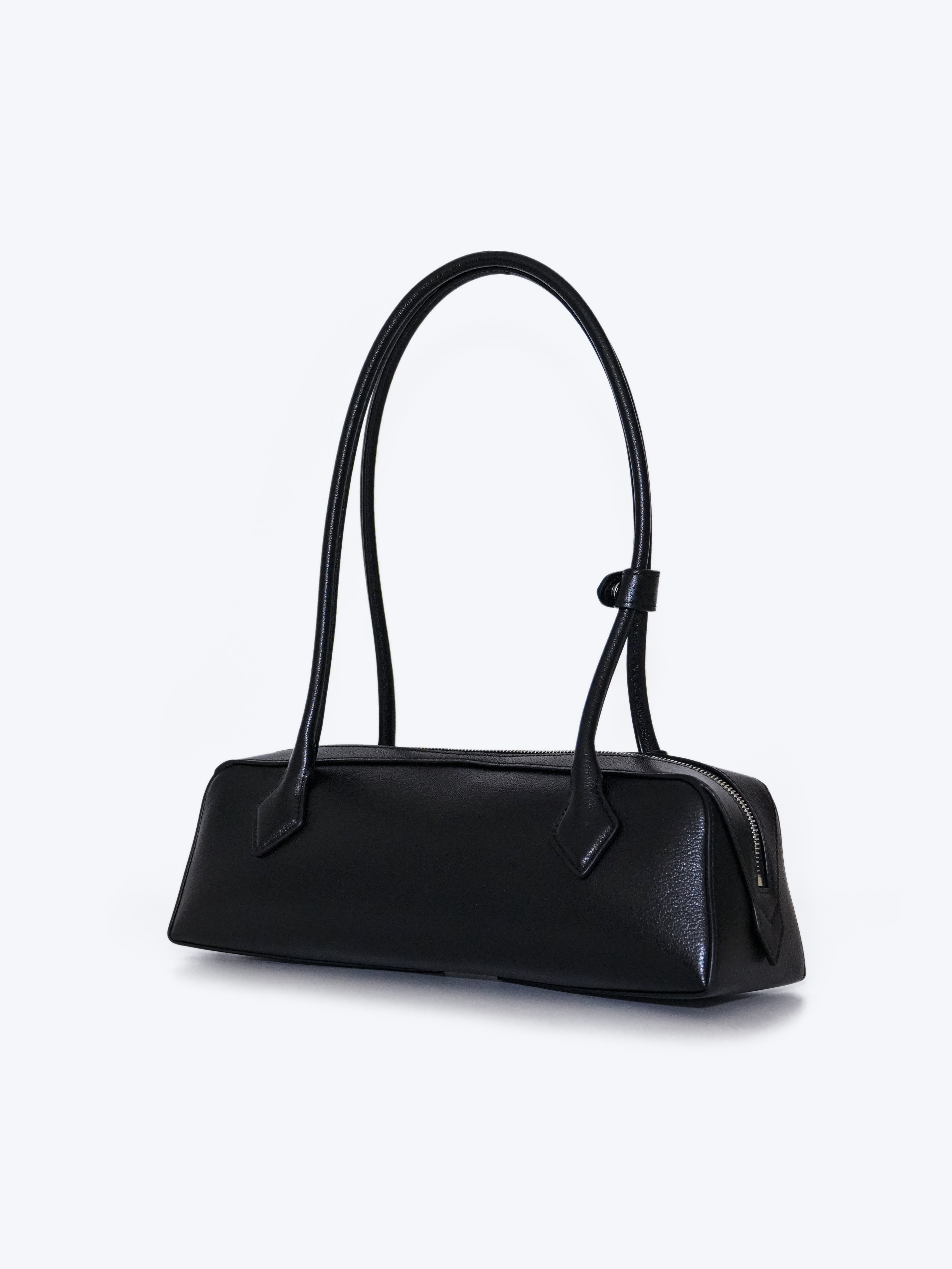 Alaïa Le Teckel Medium Shoulder Bag | Black