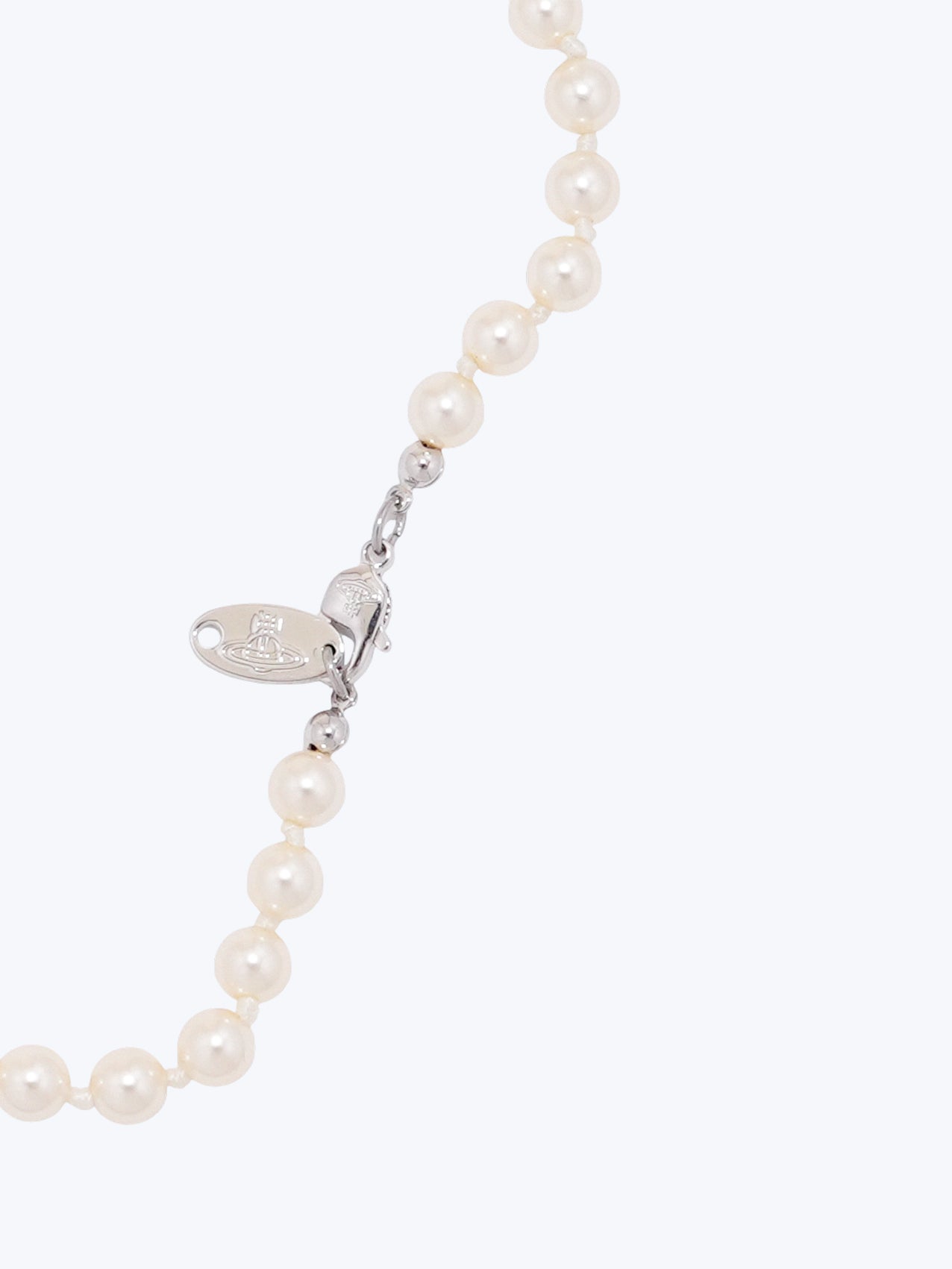 Vivienne Westwood Pearl Silver Mini Bas Relief Chocker